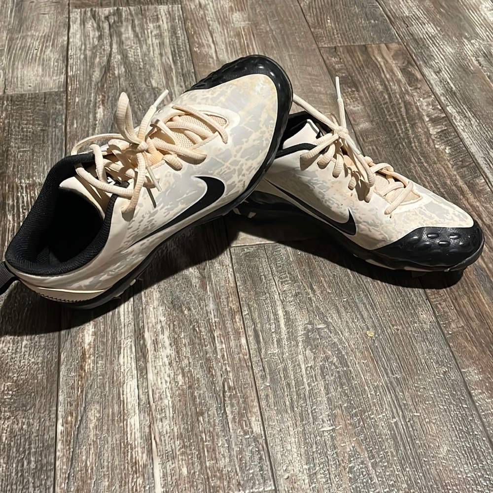 Nike Women’s Softball Cleats
